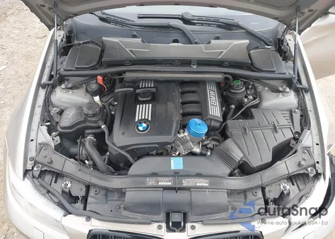 2009 BMW 328I xDrive z USA, uszkodzony, nr VIN WBAPK53599A643674